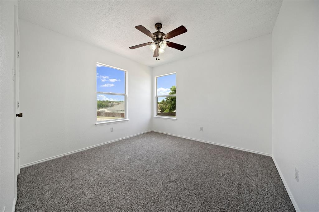 633 Madeline Court Property Photo 25