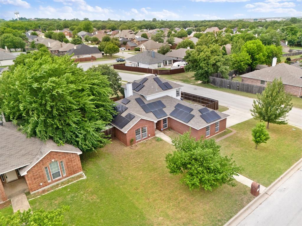 633 Madeline Court Property Photo 33