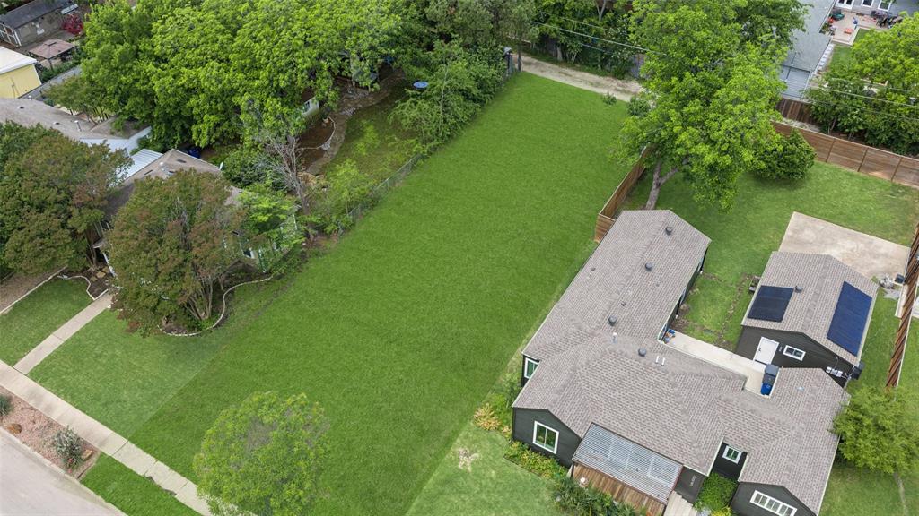 8819 Redondo Drive Property Photo 4