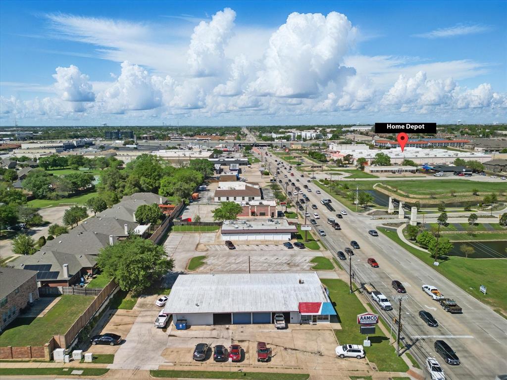 318 S Industrial Boulevard Property Photo 2