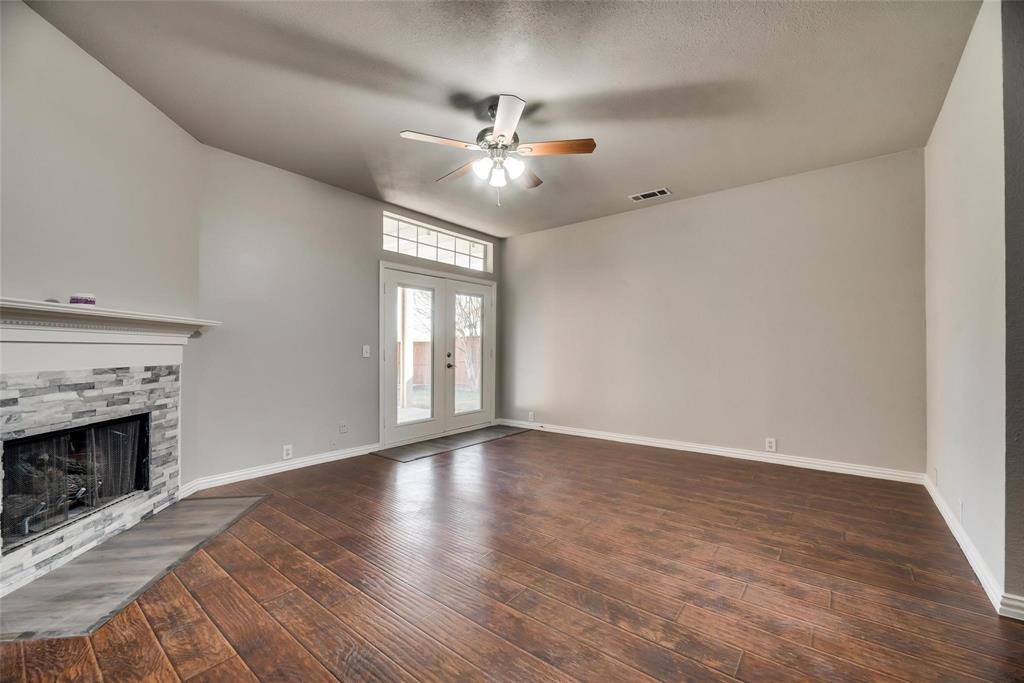 216 Touchdown Drive Property Photo 17