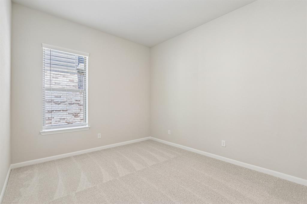 1037 Clayton Street Property Photo 25