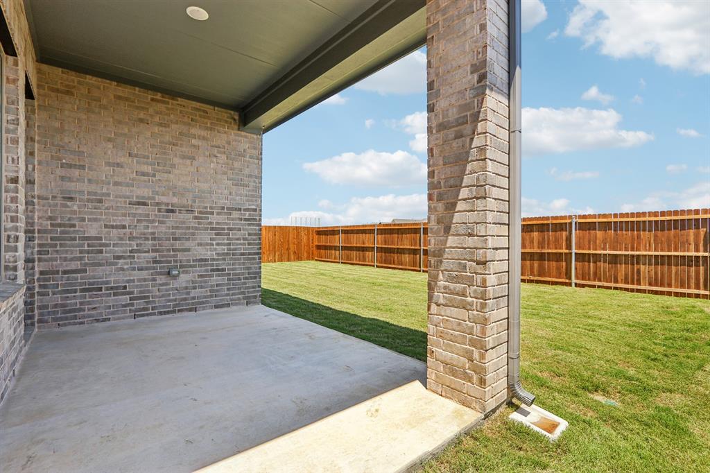 1037 Clayton Street Property Photo 35