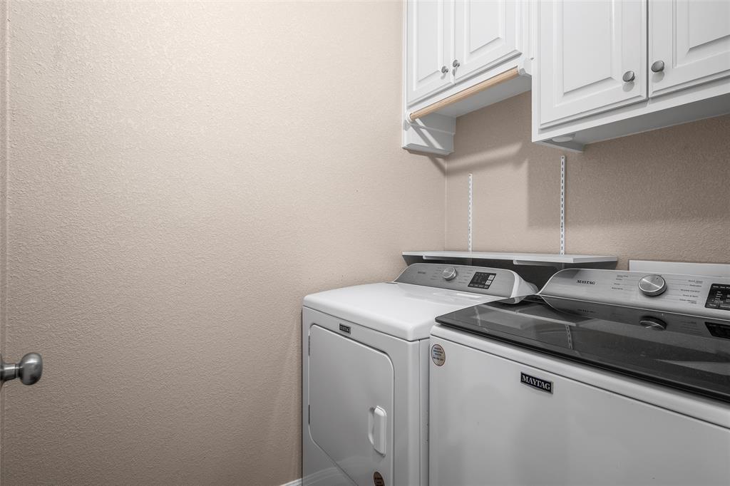 402 Spring Street Property Photo 13