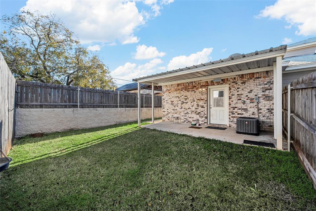 402 Spring Street Property Photo 14