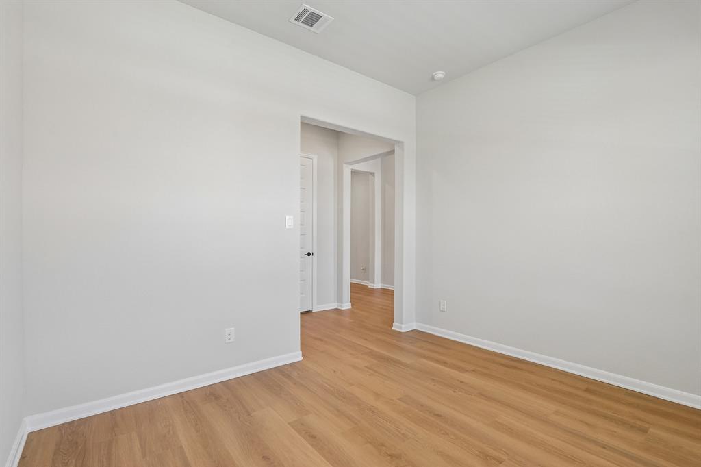 1041 Clayton Street Property Photo 16