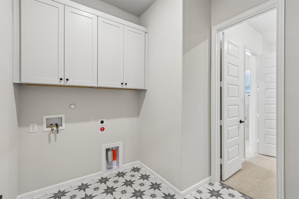 1041 Clayton Street Property Photo 18