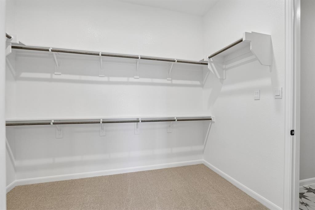 1041 Clayton Street Property Photo 21