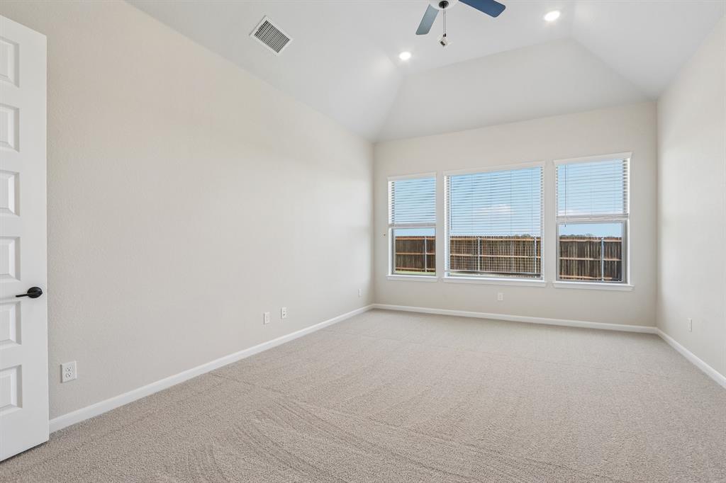 1041 Clayton Street Property Photo 25