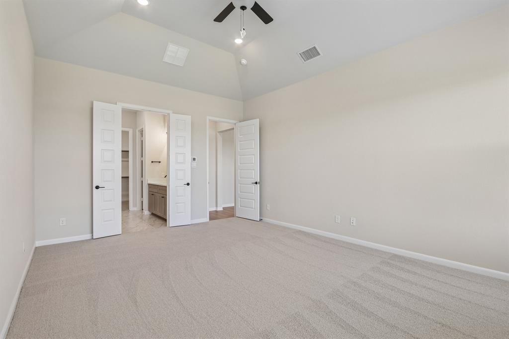 1041 Clayton Street Property Photo 26