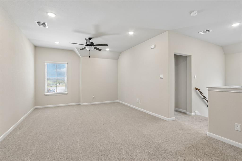1041 Clayton Street Property Photo 29
