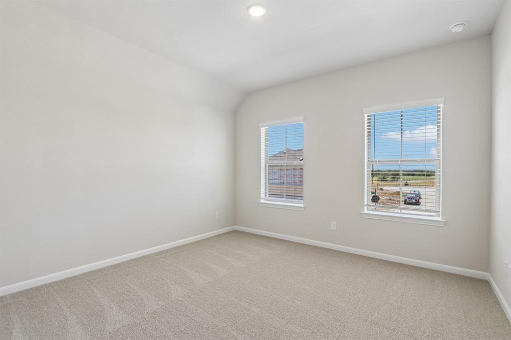 1041 Clayton Street Property Photo 32