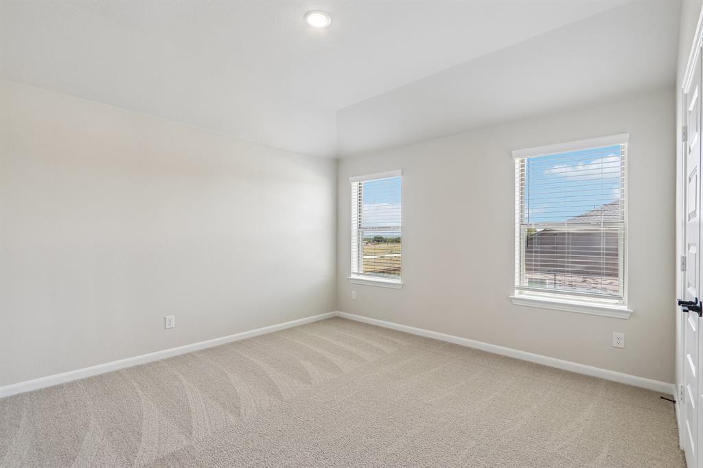 1041 Clayton Street Property Photo 33