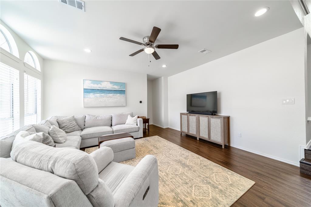 1023 Monroe Street Property Photo 4