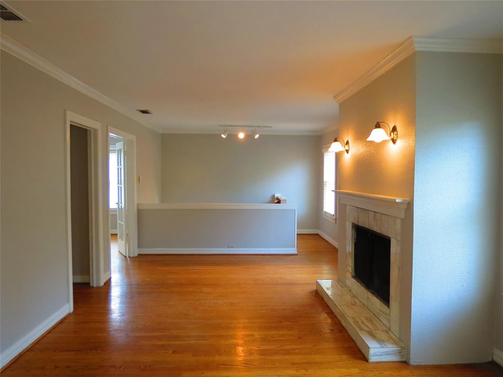5944 Morningside Avenue Property Photo 4