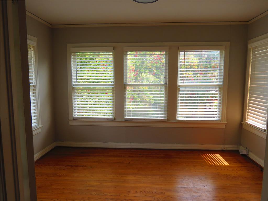 5944 Morningside Avenue Property Photo 5