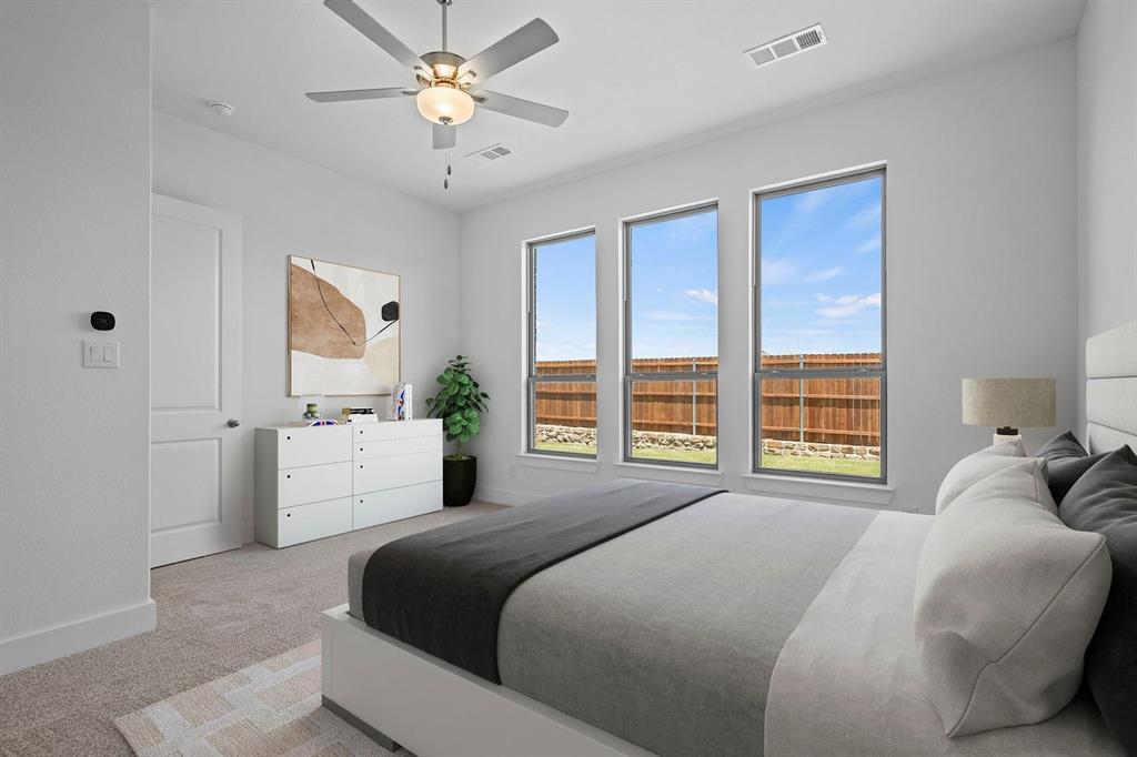 1009 Malachite Way Property Photo 8
