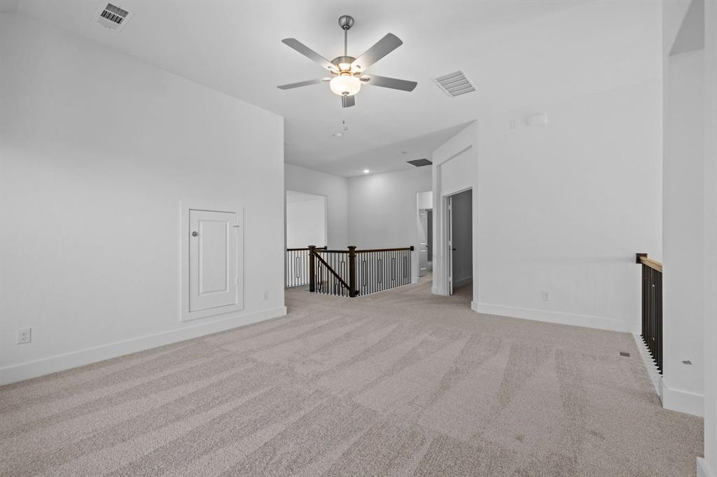 1009 Malachite Way Property Photo 27