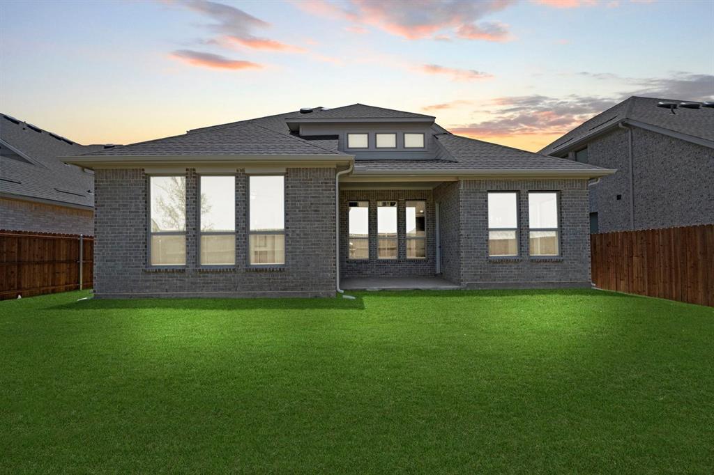1009 Malachite Way Property Photo 31