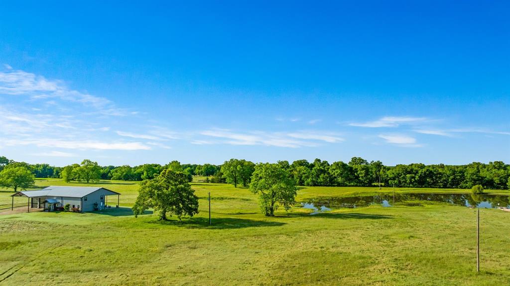 962 County Road 14630 Property Photo 6