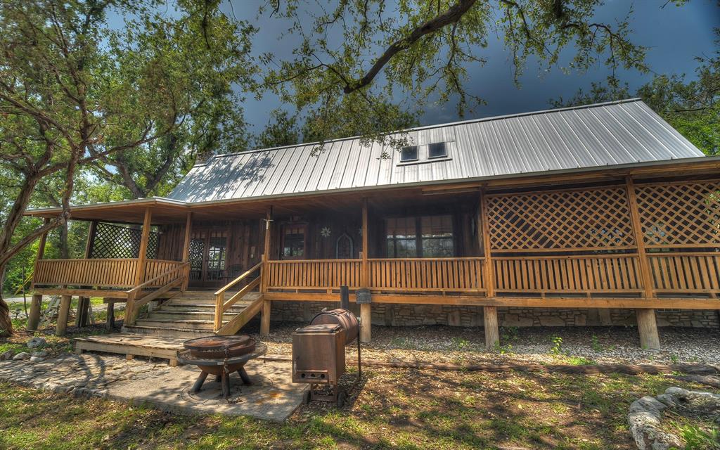 191 Oak Hill Drive Property Photo 3