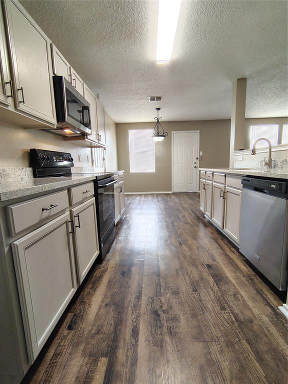 1308 Dawson Way Property Photo 4
