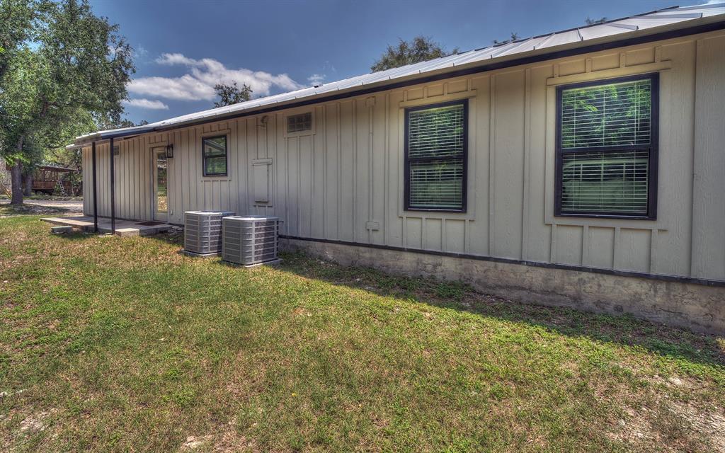 190 Oak Hill Drive Property Photo 7