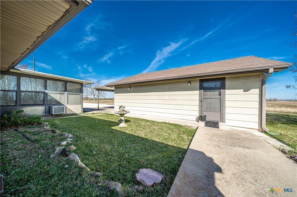 17941 Old 81 Property Photo 20