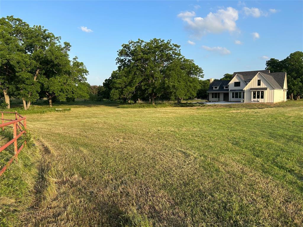 2191 Business Highway 377 Property Photo 4