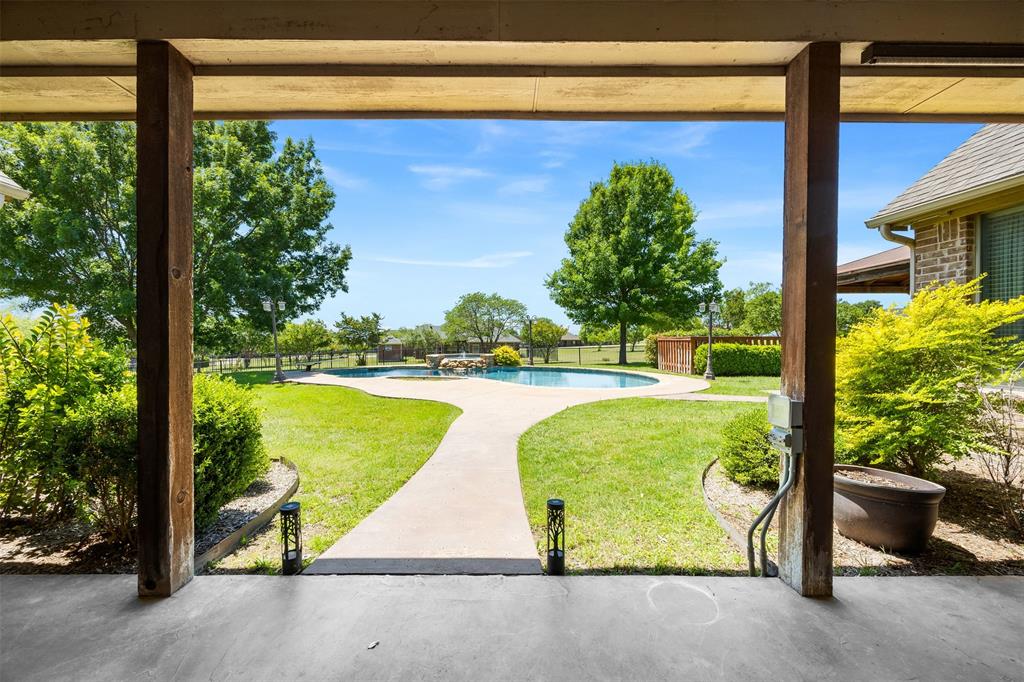 109 Aledo Pointe Drive Property Photo 31
