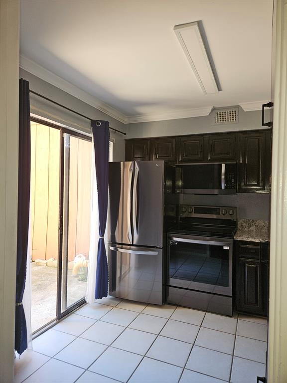 4260 Madera Road 2 Property Photo 8