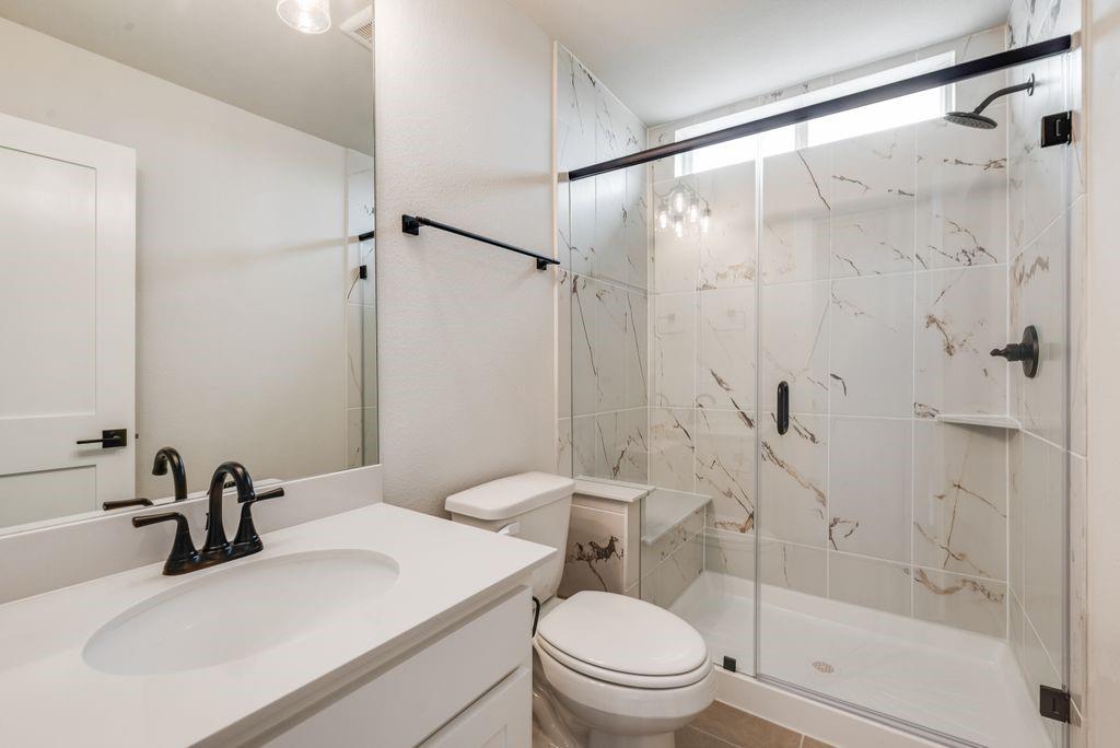 609 Clover Lane Property Photo 34