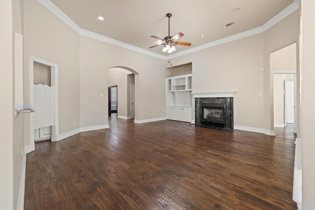 2308 Megan Way Property Photo 7