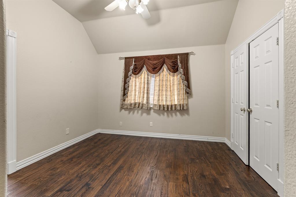 2308 Megan Way Property Photo 14