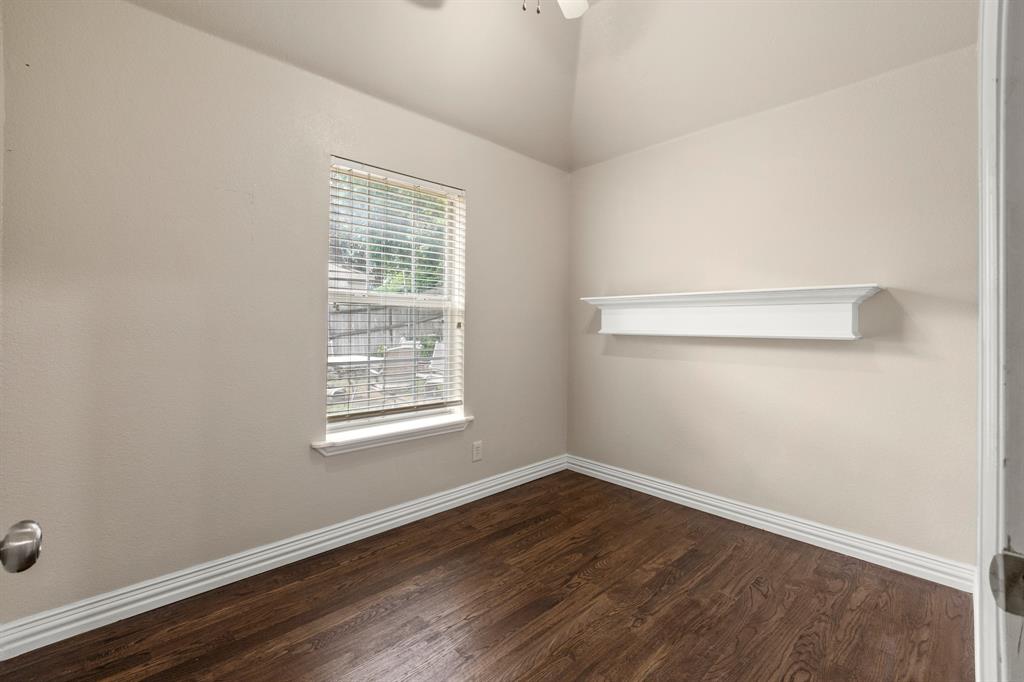 2308 Megan Way Property Photo 15