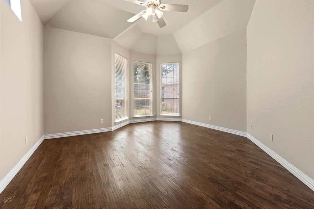 2308 Megan Way Property Photo 17