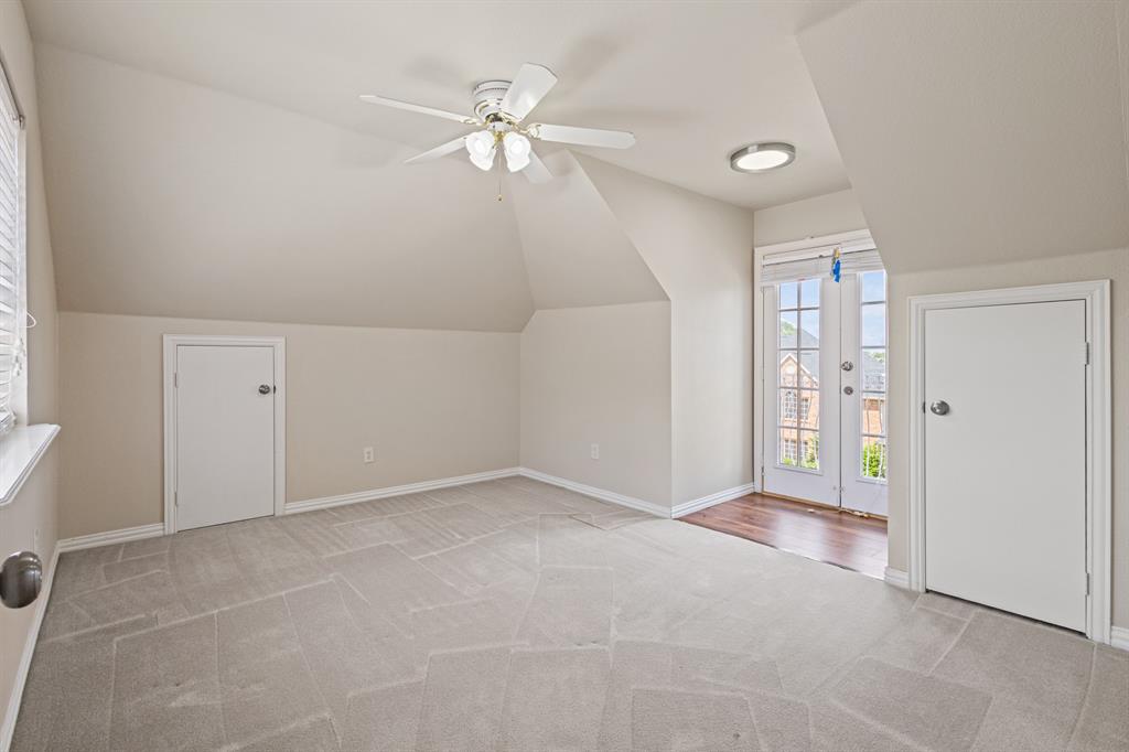 2308 Megan Way Property Photo 31