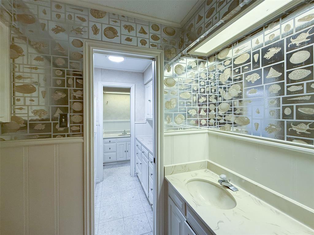 13001 Stonebridge Road Property Photo 28