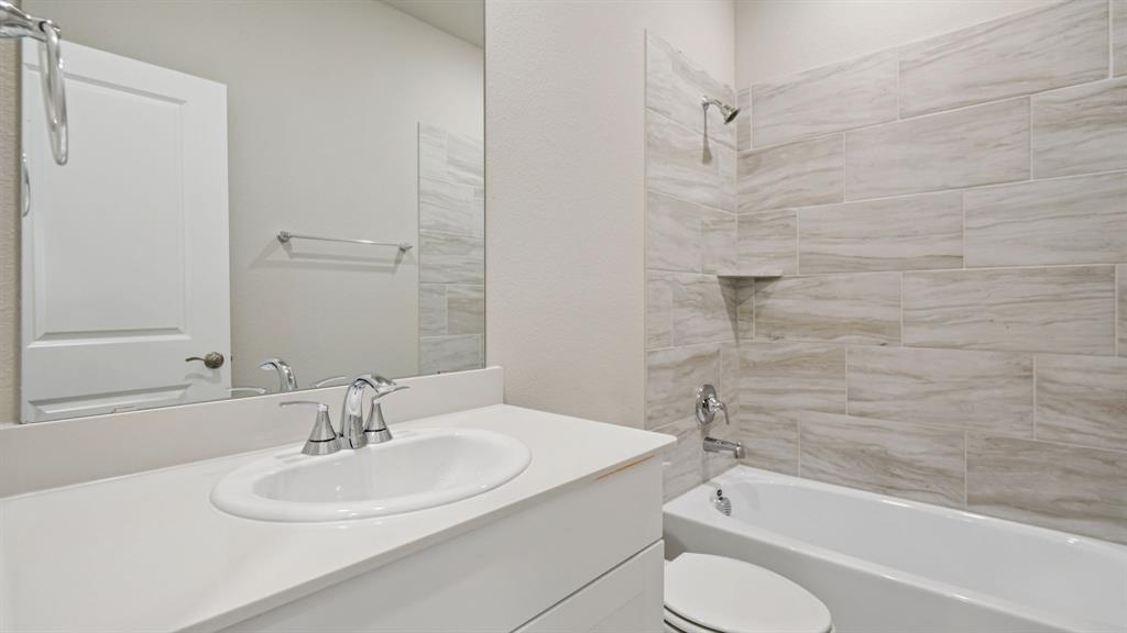 3502 Bridgeport Drive Property Photo 20