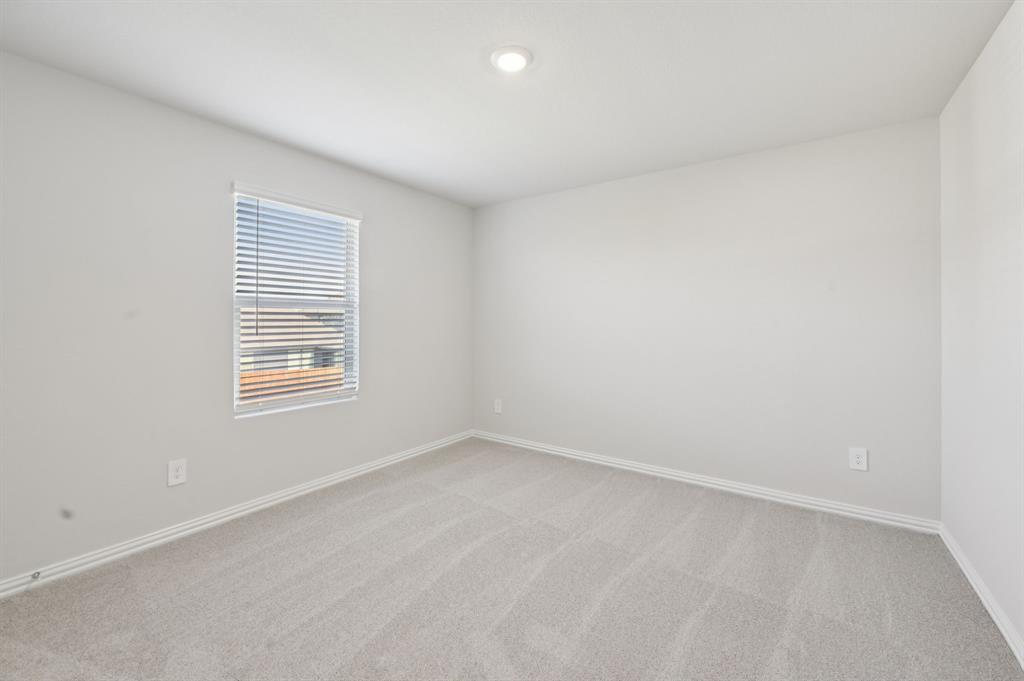 3500 Bridgeport Drive Property Photo 29