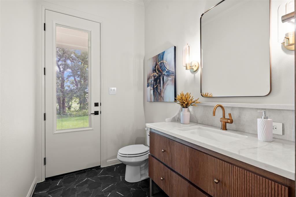1008 Lorene Park Property Photo 37