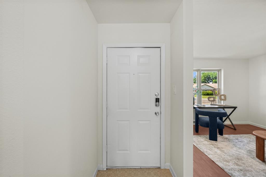 1300 Amherst Drive Property Photo 7