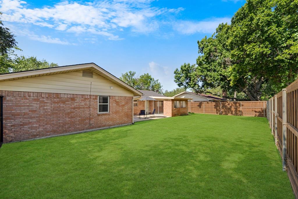1300 Amherst Drive Property Photo 34