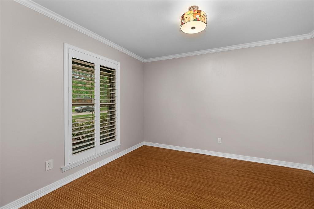 524 Rock Hollow Drive Property Photo 18