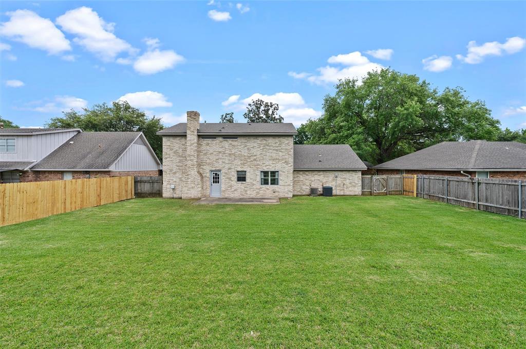 524 Rock Hollow Drive Property Photo 24