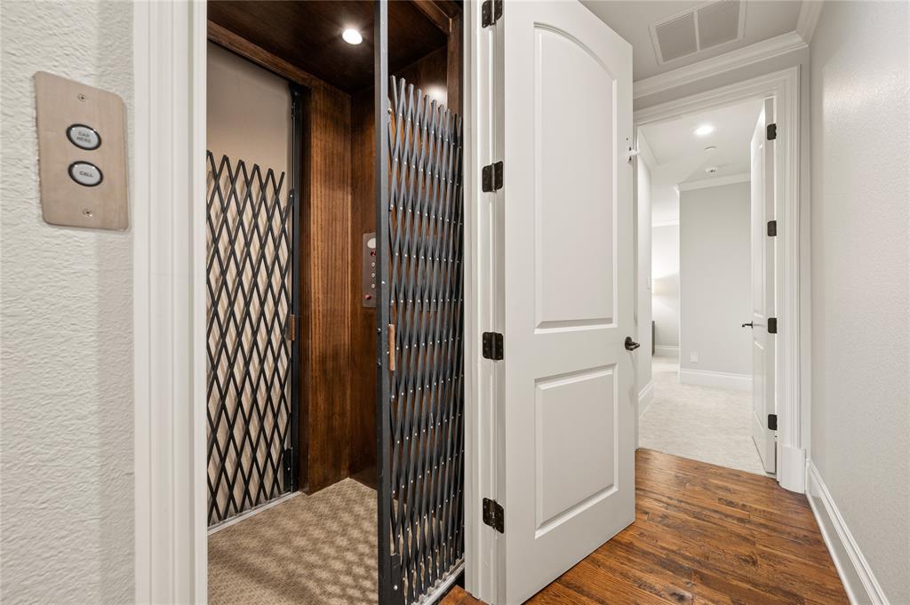 1208 Chadwick Crossing Property Photo 34