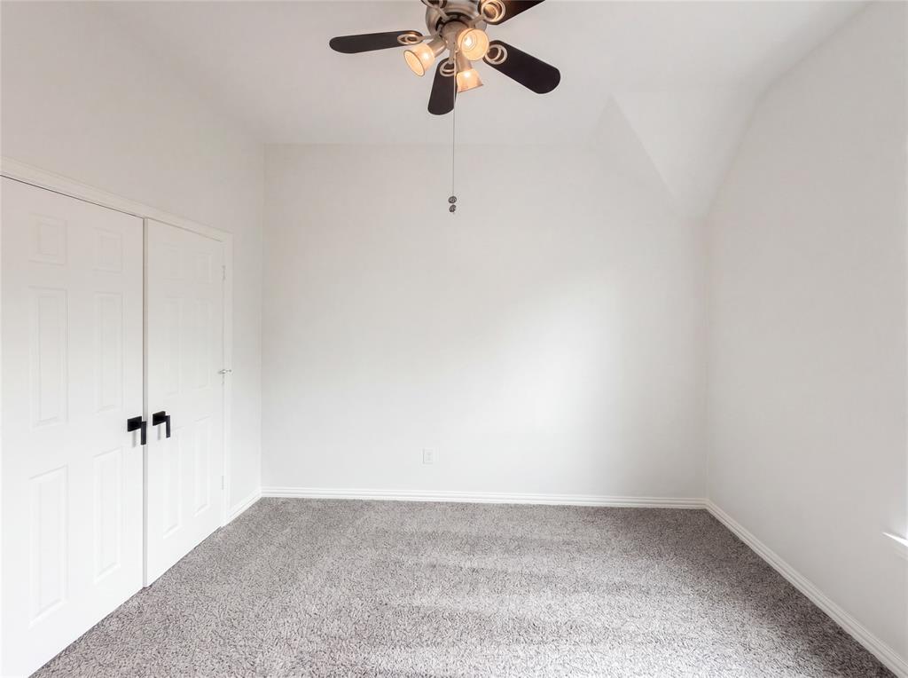 3853 Wintergreen Drive Property Photo 10