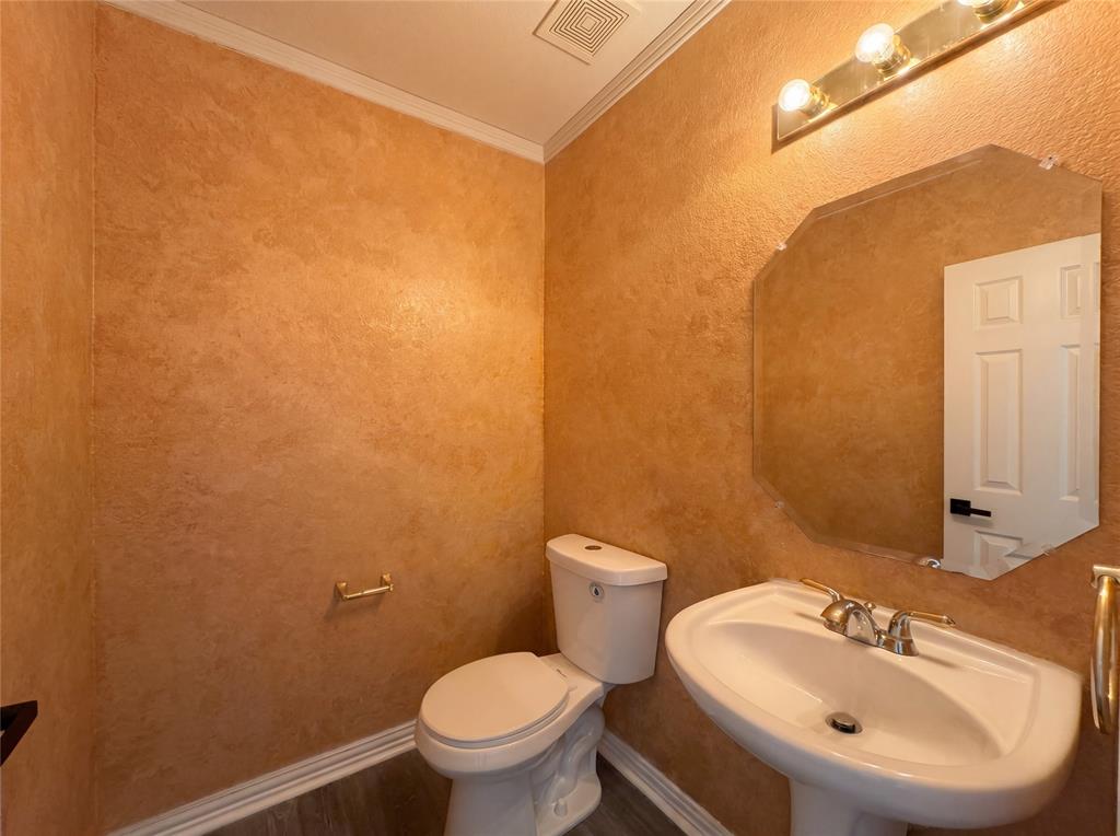 3853 Wintergreen Drive Property Photo 17