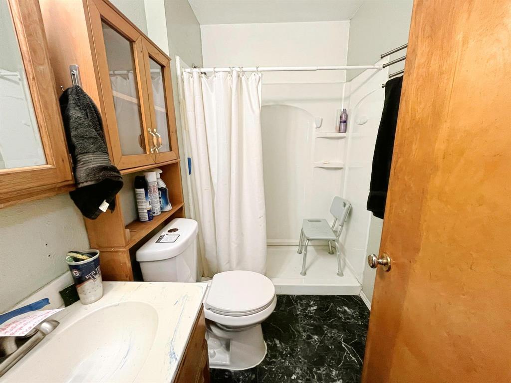 904 Miranda Drive Property Photo 12