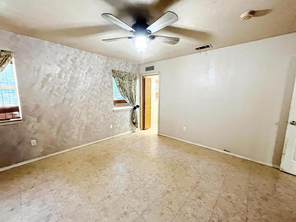 904 Miranda Drive Property Photo 15